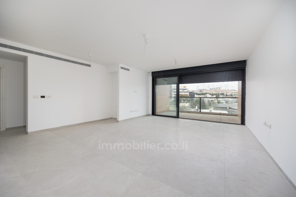 Makor Haim, Jerusalem